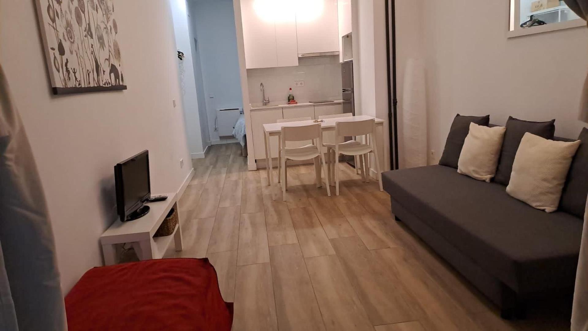 Ferienwohnung Nuevo Refugio En Los Bajos De Moncloa! Madrid Exterior foto